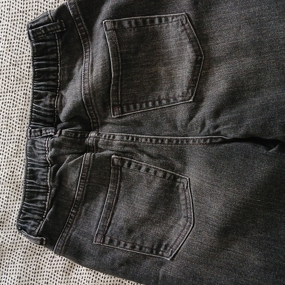 CAT & JACK High Rise Straight Ankle Length Super Stretch Faded Black Jeans NWT - Picture 5 of 6